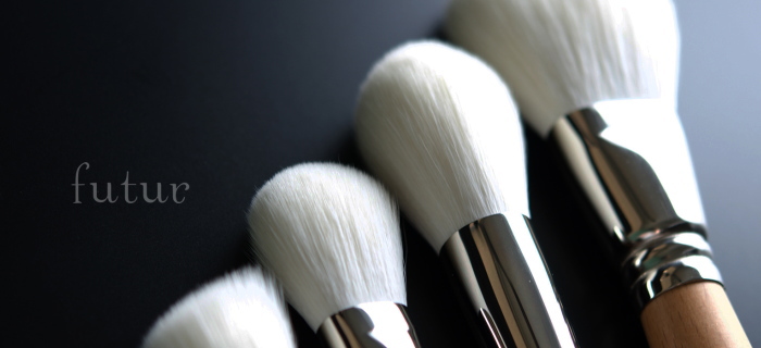 メイクブラシ｜ヘアメイクブラシ